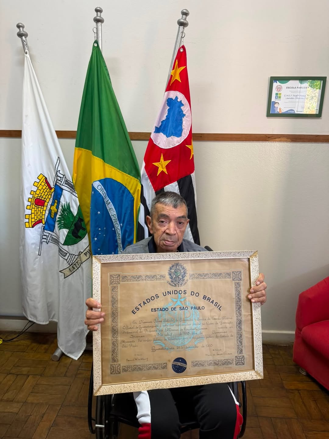 Registro de rotina e cuidado com idosos